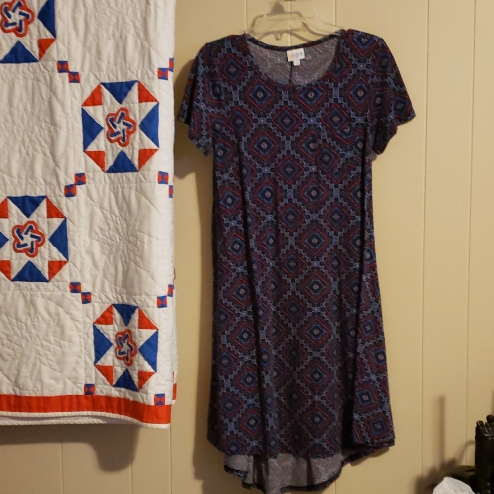 Lularoe XS Carly Diamond Print